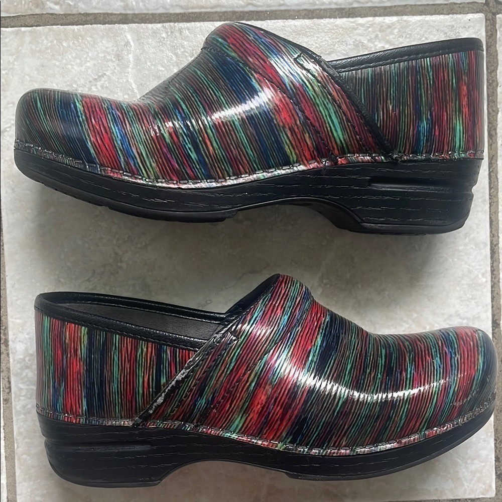 Dansko Professional Patent Clogs Women's Multi Color Striped Slip On Shoes Sz 39